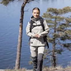 Halti Hiker Naisten II Hybrid Anorakki -Halti Shop 0640541 0640542 Halti Hiker Naisten Anorakki mood 11