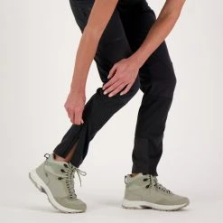 Halti Suunta Naisten Hybridi Housut -Halti Shop 0860673 P99 mood 1